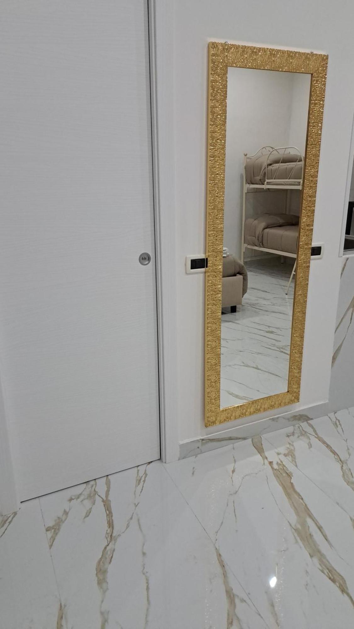 O Vascio E Nannin Apartment Napoli Bagian luar foto